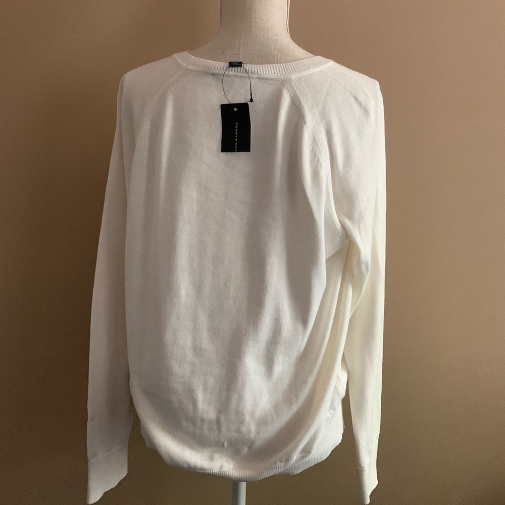 Women’s Color Block Diagonal Design Sweater - Picture 5 of 9